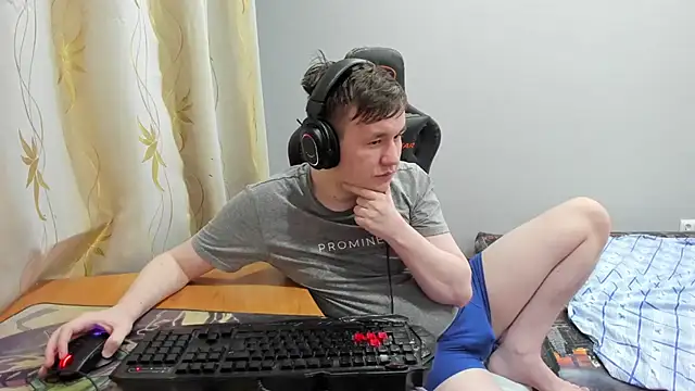 iliaskrislove Chat XXX in diretta