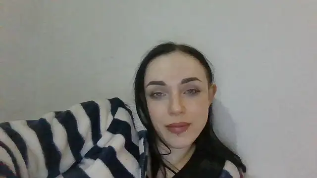 Trinsy_Love Chat XXX in diretta