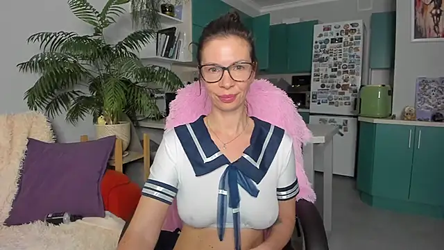 ChristinaGlory Live XXX-chat