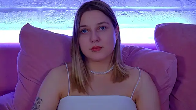 TinnaBurton Live XXX-chat