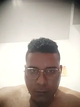 SaucyAffair0's Webcam Show