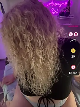 Chat +18 de CurvyAnonymousGirl89 ao vivo
