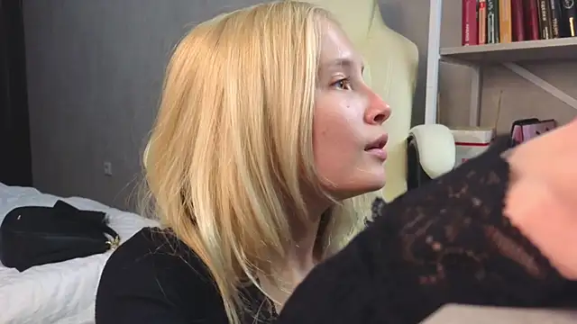 دردشة Marietta_Castro الجنسية المباشرة