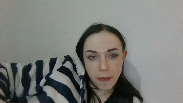 XXX chat uživo modela Trinsy_Love
