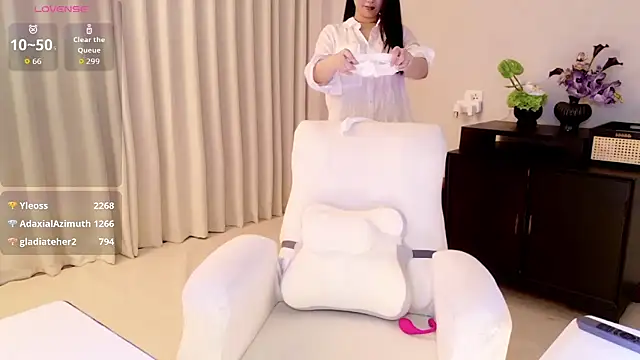 Lucky-baby: απευθείας συνομιλία ΧΧΧ