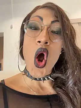 Lia_Jones77 网络视讯表演