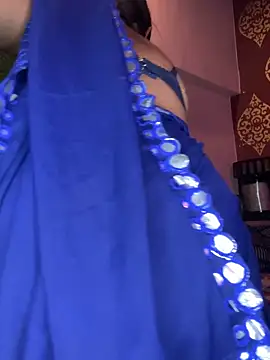 HOTTY-TINA Adlı Modelin Canlı XXX Sohbeti