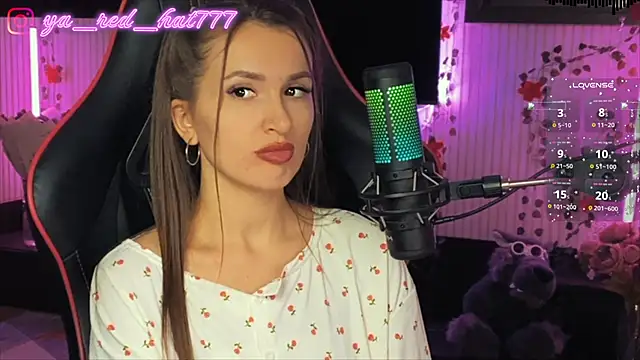 -RED_HAT- Adlı Modelin Canlı XXX Sohbeti