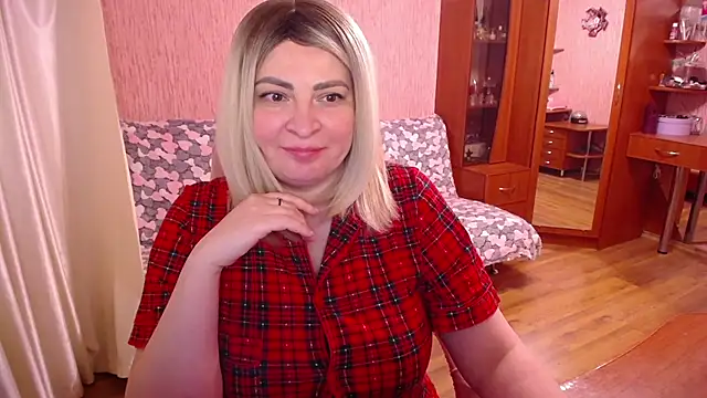 -MeowMeow: απευθείας συνομιλία ΧΧΧ