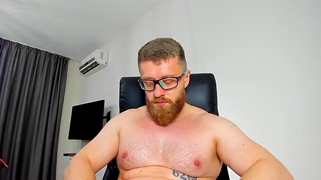 Findom_guy Adlı Modelin Canlı XXX Sohbeti