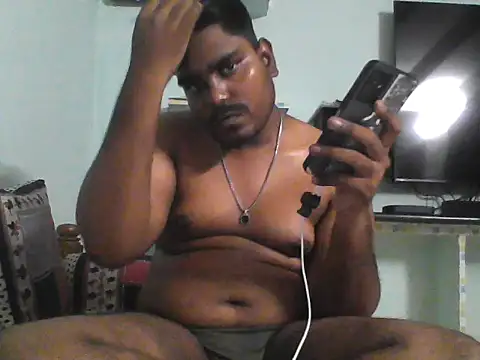 XXX chat uživo modela Foxboy65