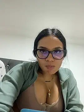 دردشة Riana_Kean الجنسية المباشرة