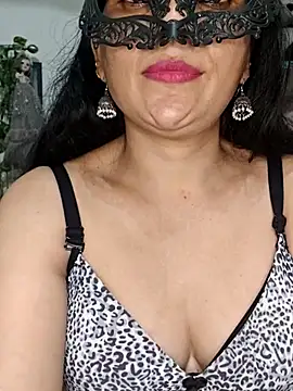 Chat XXX en directo de BhabhiPooja69