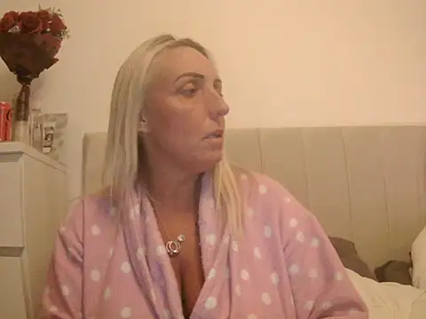 Chat XXX Live theblondecocklover