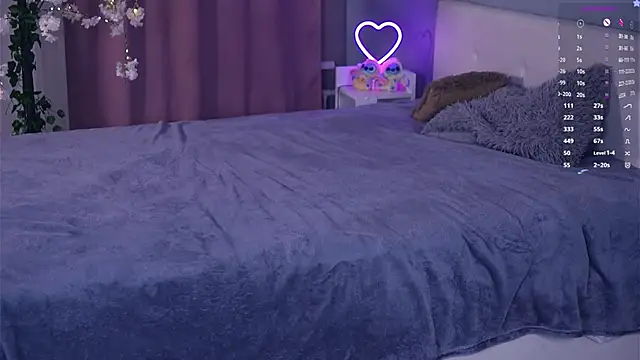 دردشة AccaCroyle الجنسية المباشرة