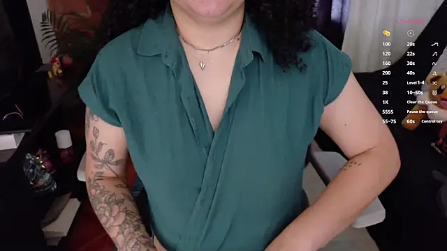 MissBronte élő XXX-chatje