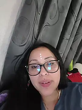 Bella-Gema 라이브 XXX 채팅