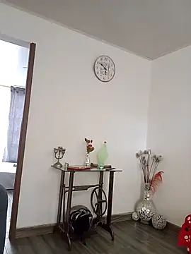 Fernandar2025 Adlı Modelin Canlı XXX Sohbeti