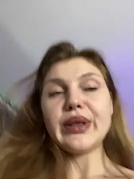 Онлайн чат XXX Emaline_Fane