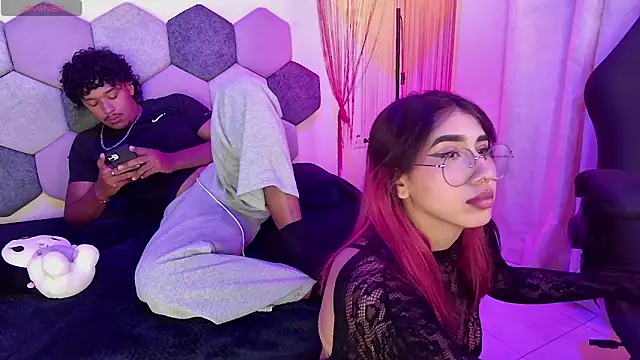 Horny_tgn 现场XXX聊天