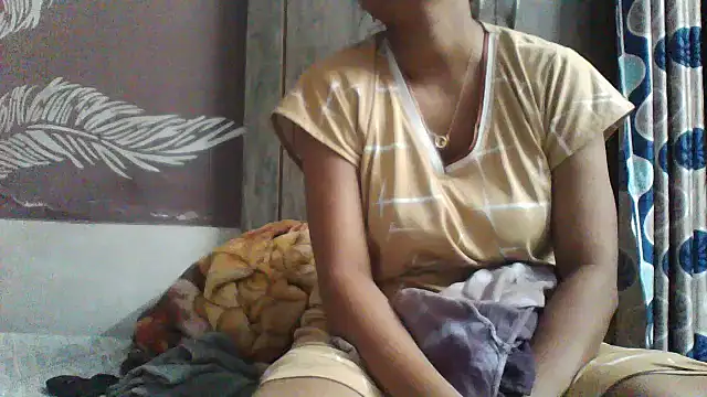 shalini_fire's Live XXX Chat