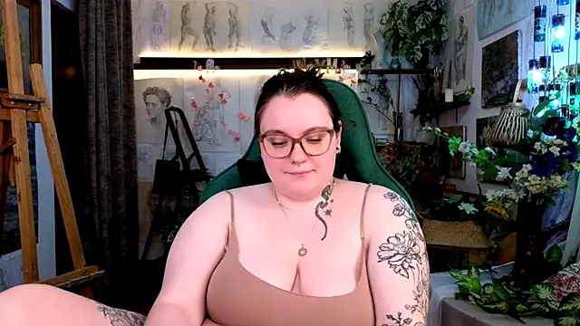 CatherineClaire's Live XXX Chat