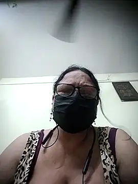 Lovenehaa Show in webcam