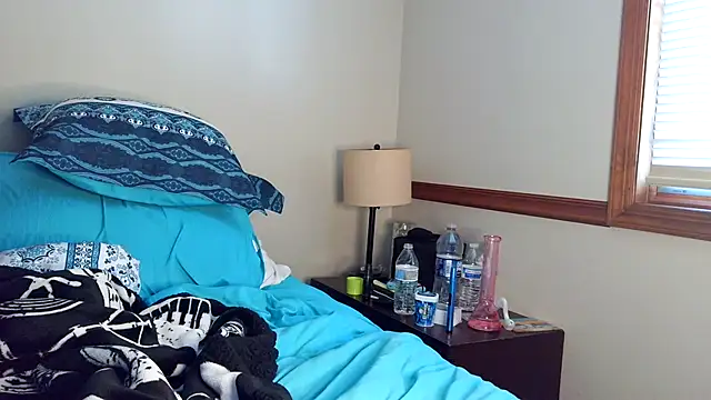FrankieFuckMeのウェブカメラショー