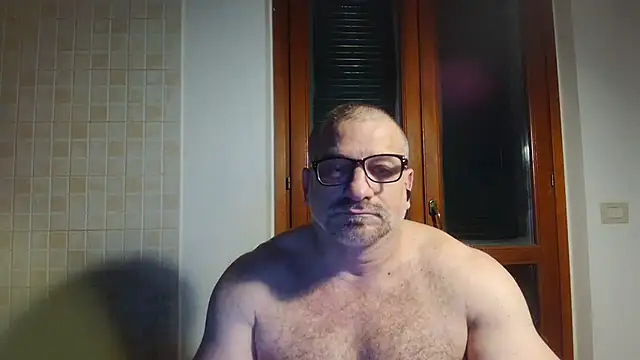 Mauro7788 Show in webcam