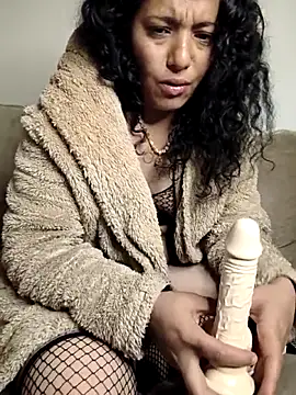 Show de Divya888 na webcam