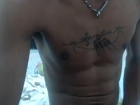 AlbertBigCock Adlı Modelin Canlı XXX Sohbeti