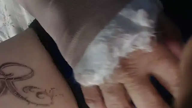 Lucy_mature8 লাইভ XXX চ্যাট
