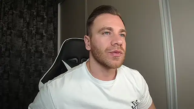 Thori92 라이브 XXX 채팅