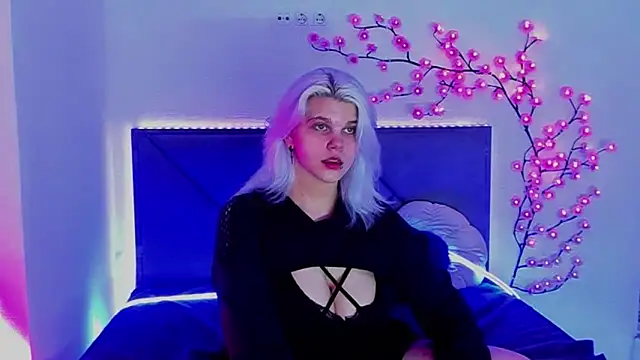 JoannLowen Live XXX chat