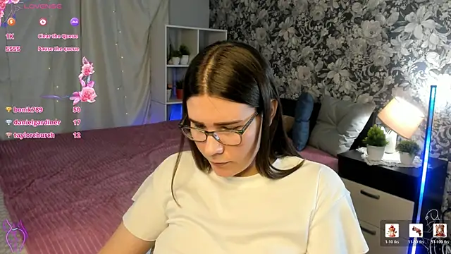 Вебкам-шоу Coraline_kitty