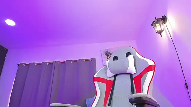 austin_rouse: вебкам-шоу