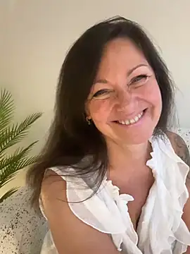 Chatroom XXX en direct de HotLdyllic