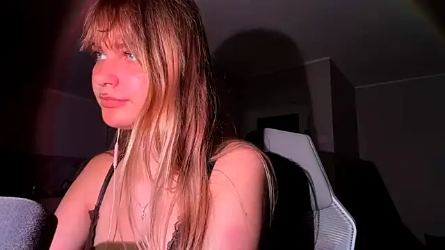 AmandaPinsonn Live XXX chat