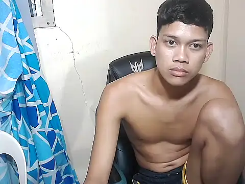 Show de webcam de UrAsian_Turjak