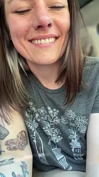 LadyLena1 webkamerás műsora