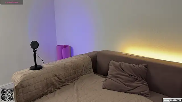 Exeltis Show in webcam
