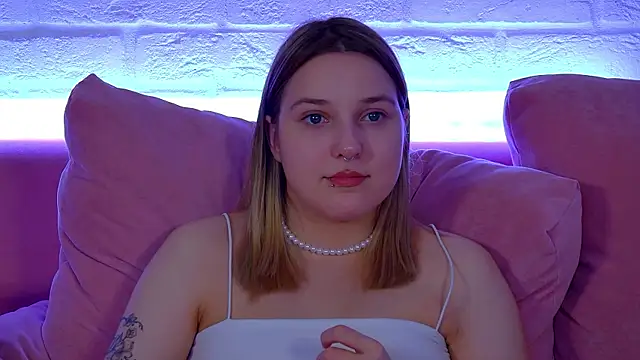 TinnaBurton Adlı Modelin Canlı XXX Sohbeti
