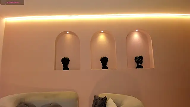 دردشة AmaliaCrus الجنسية المباشرة