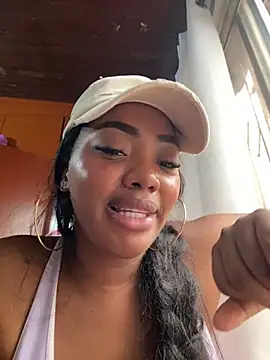Show modela MonicaSex_ na web-kameri