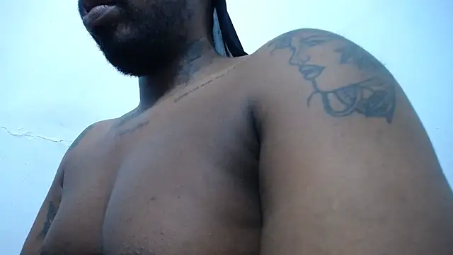 Chat XXX ao vivo de strong__anthony