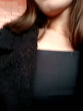 _Isabella-7's Live XXX Chat
