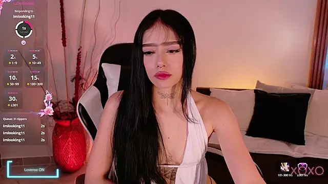 ludovikasallow's Live XXX Chat