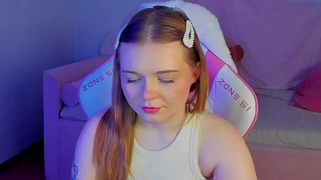ElinaVale's Webcam Show
