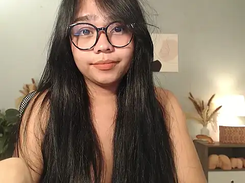 HotAsianGabby69 webkamerás műsora
