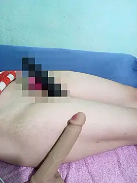 Show modela Tiomy99 na web-kameri